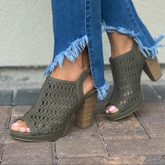 Olive Green Perforated Block Heel Peep Toe Sandal - Picture 3 of 8